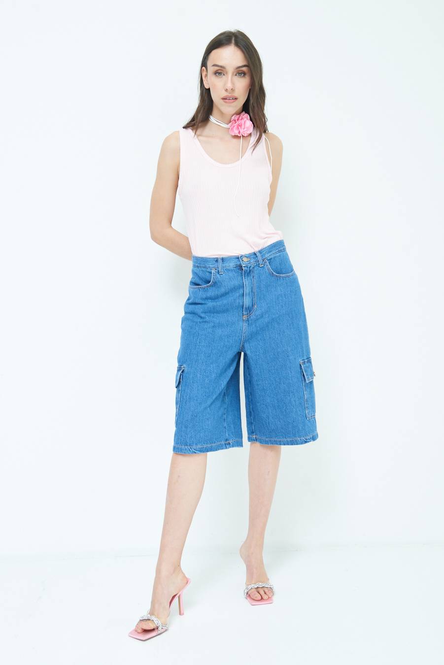 Kikisix PANTALONE CON TASCONE 3/4 JEANS Nuova