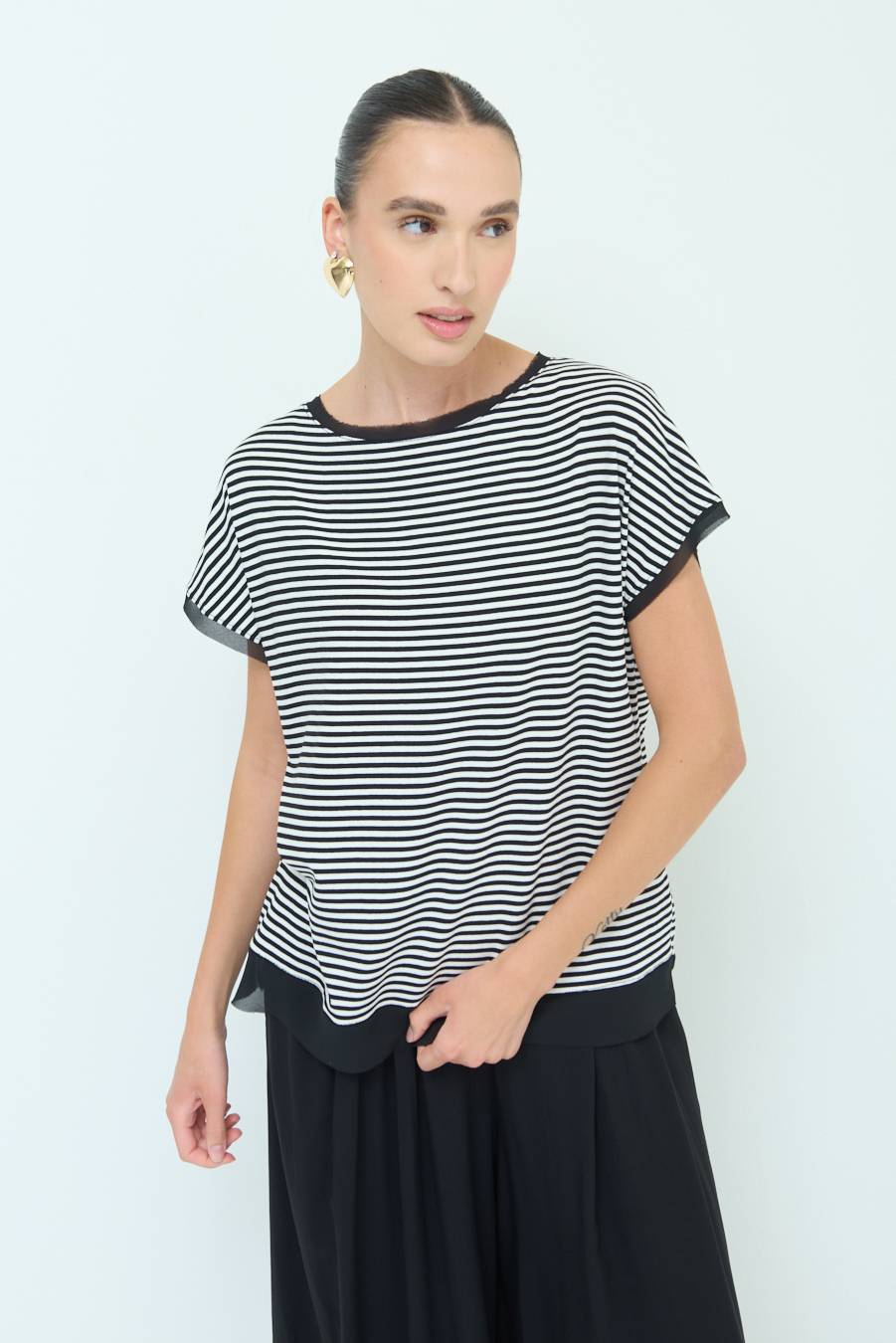 Kikisix T-SHIRT OVER VISCOSA RIGHE NERO Sconto di tempo limitato