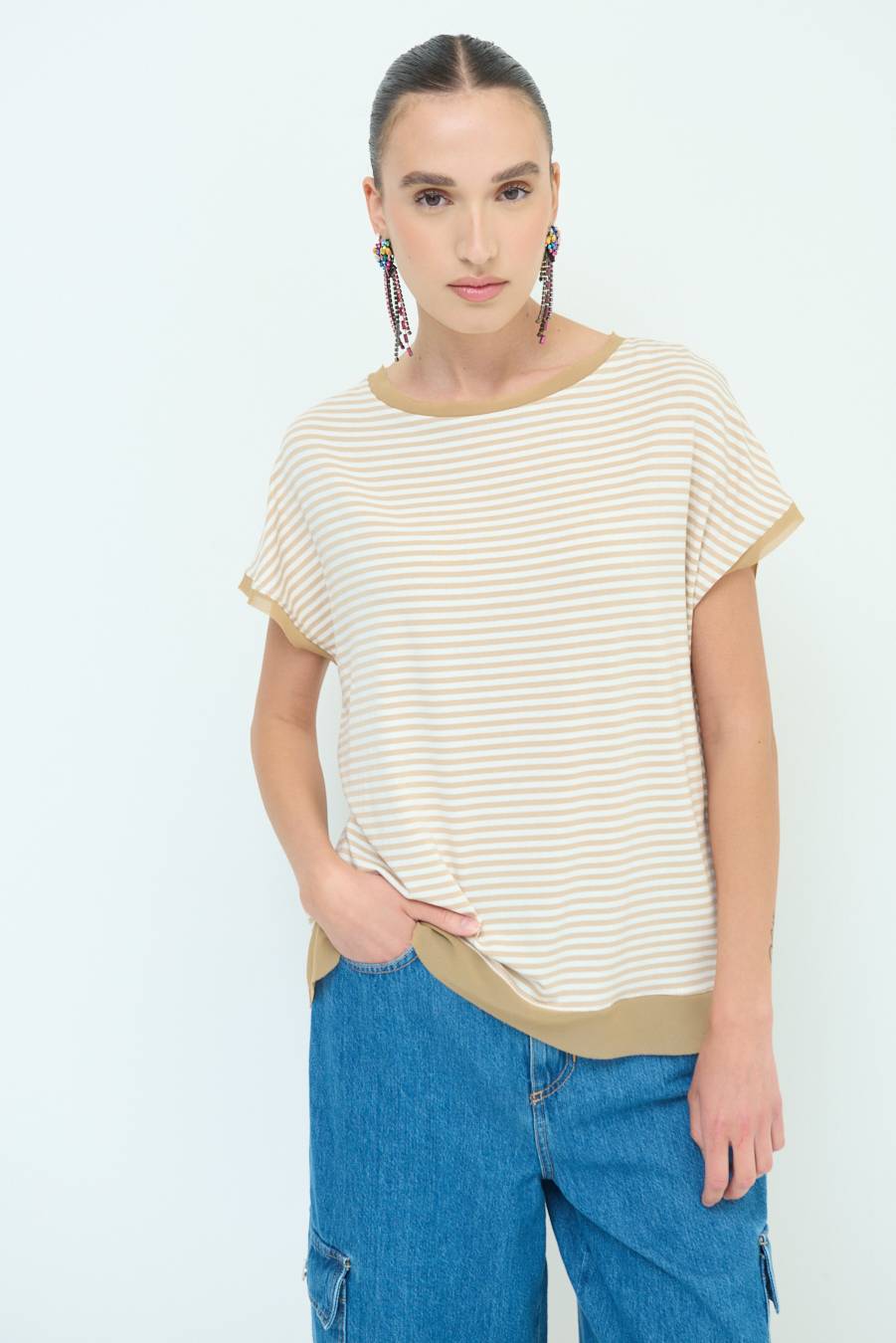 Kikisix T-SHIRT OVER VISCOSA RIGHE BEIGE Negozio online di fabbrica