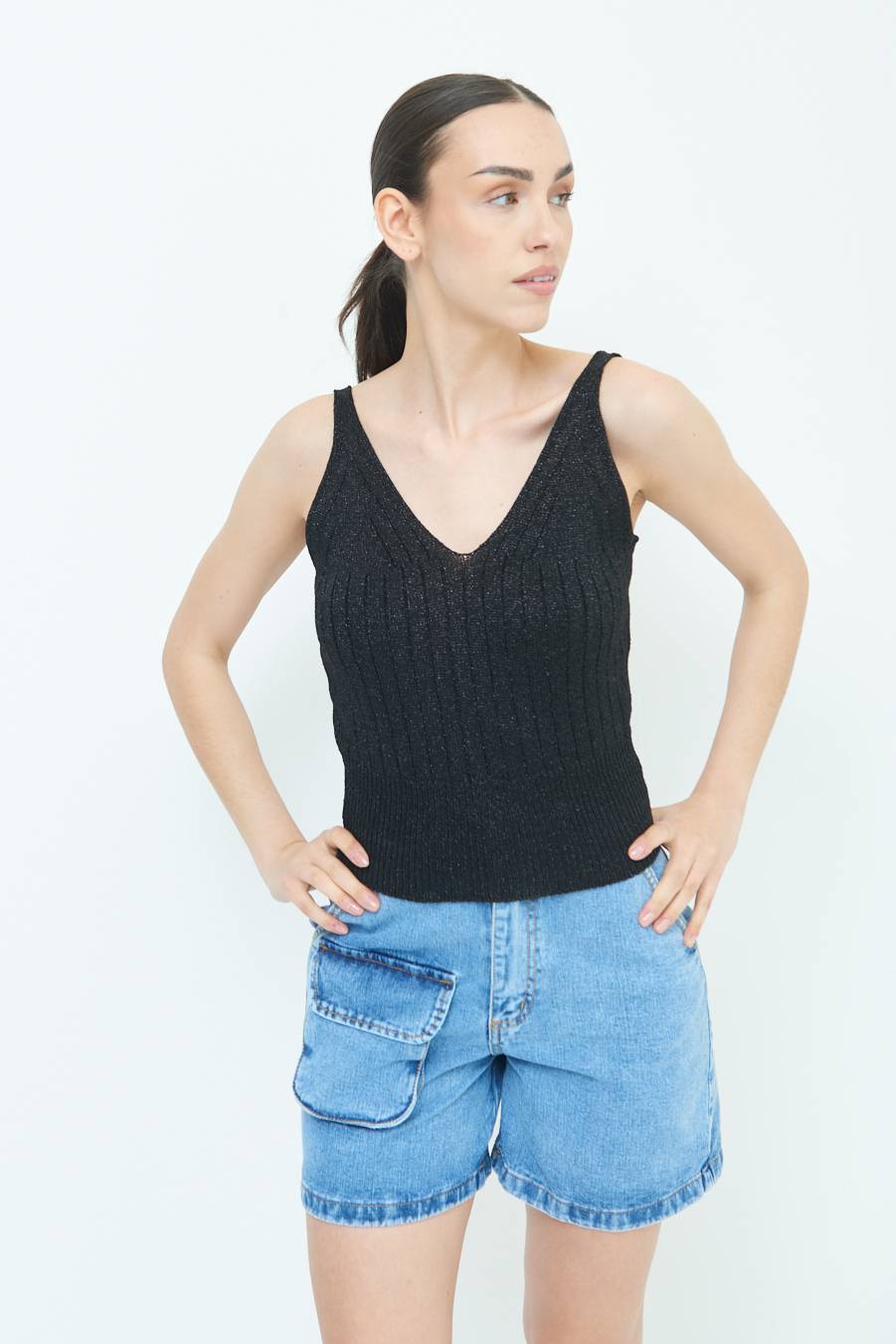 Kikisix CANOTTA LUREX CON COSTINA NERO Latest fashion