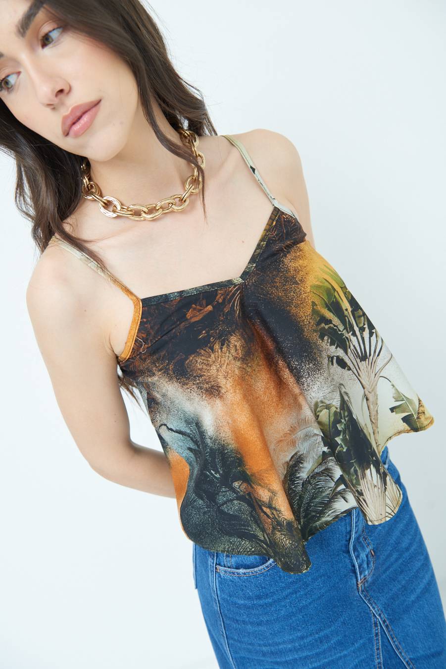 Kikisix TOP SPALLINI FANTASIA PALME NERO/OCRA Offerte esclusive