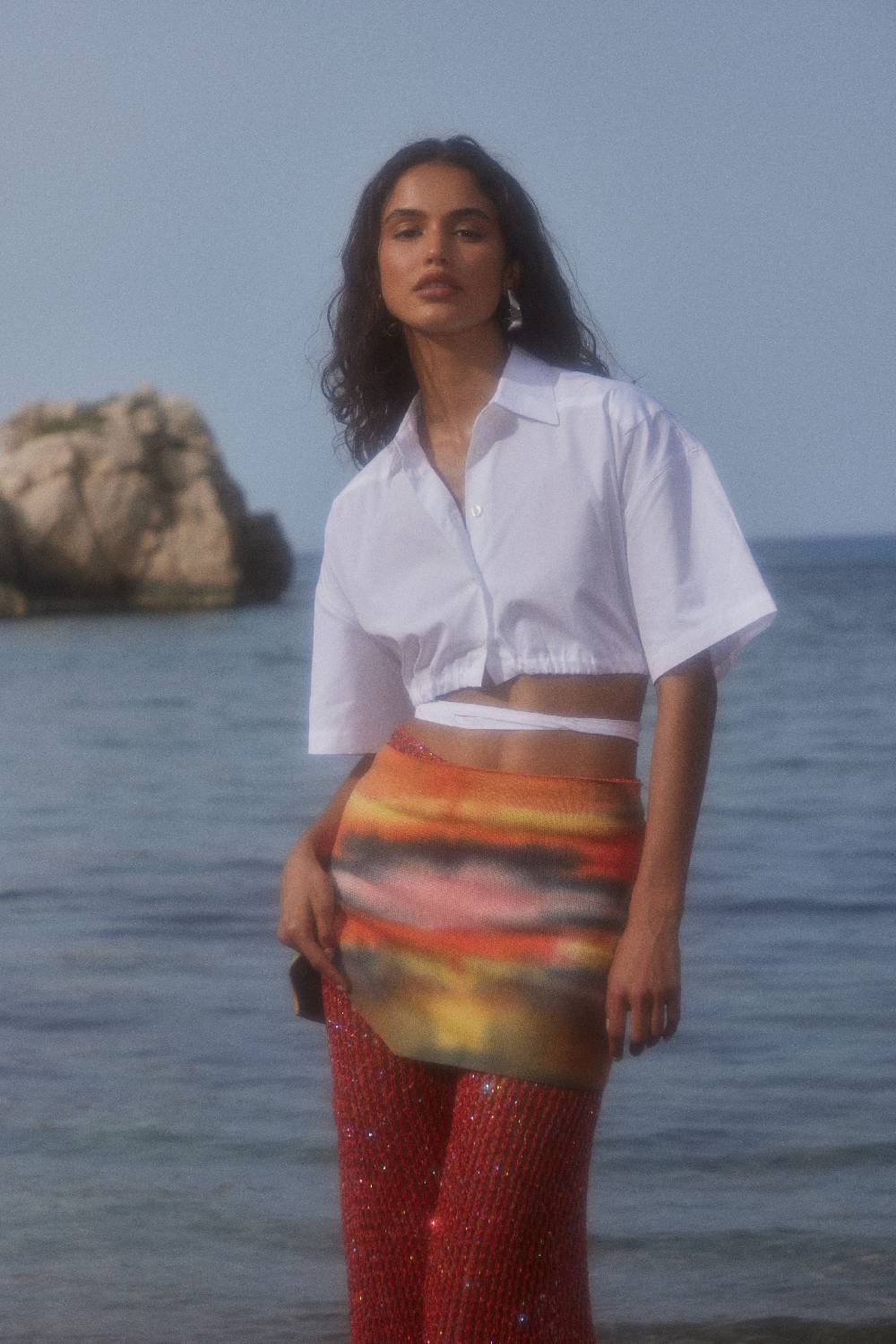 Laneus Laneus camicia cropped white con bottoni logati e coulisse regolabile Novità