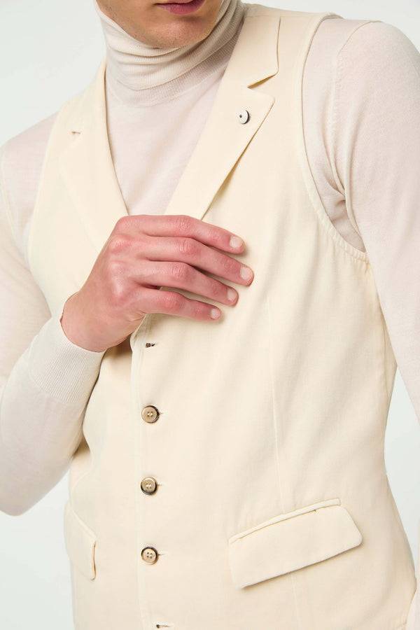 L.B.M. 1911 Gilet OSCAR tinto capo bianco latte Gilet OSCAR tinto capo bianco latte Nuovo