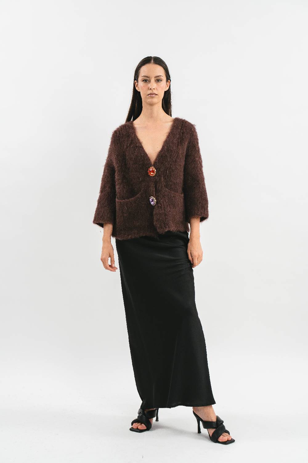 Pink Memories Cardigan over in alpaca con tasche e spille gioiello Consegna Veloce