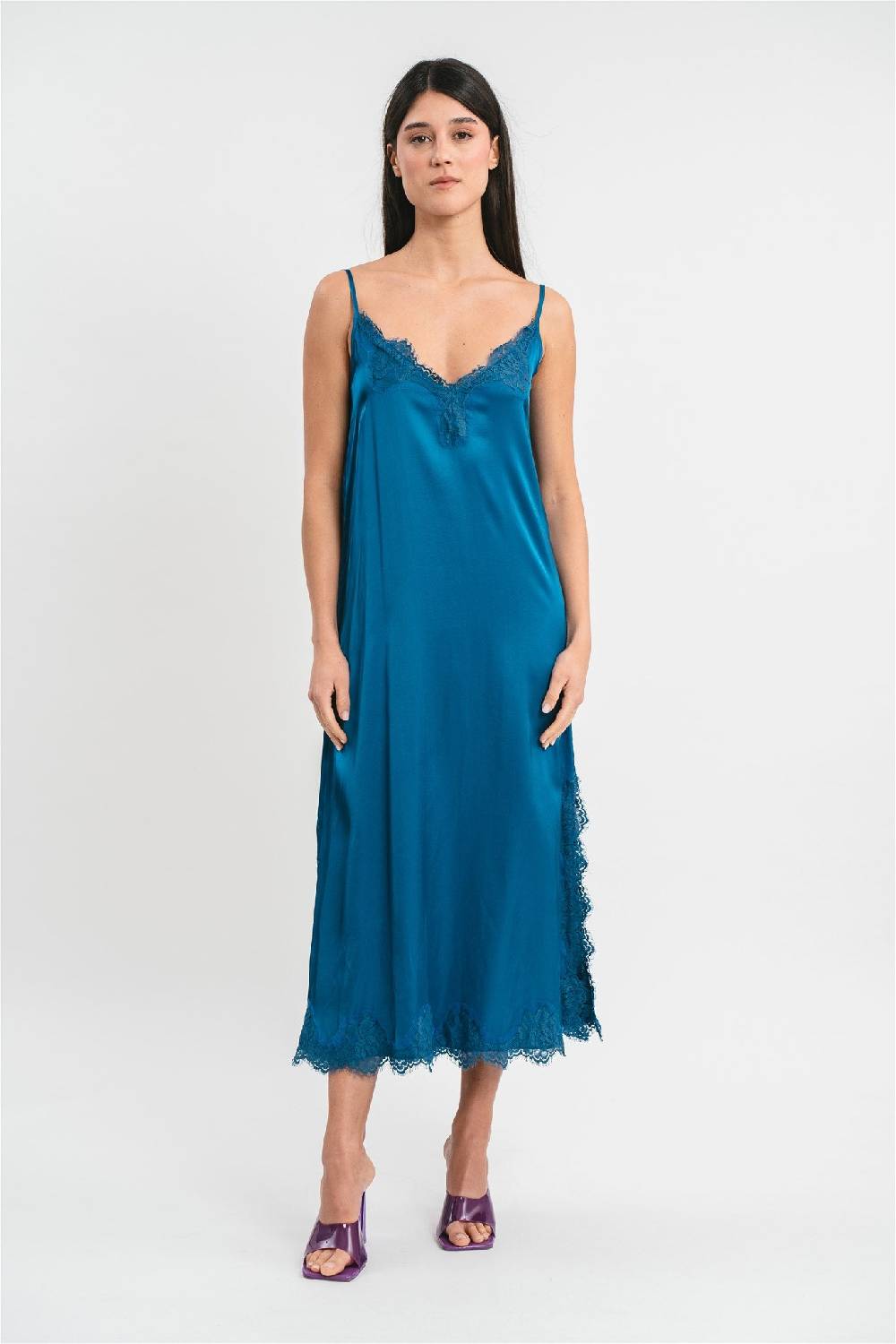 Pink Memories Slip dress con spacco laterale e pizzo Online