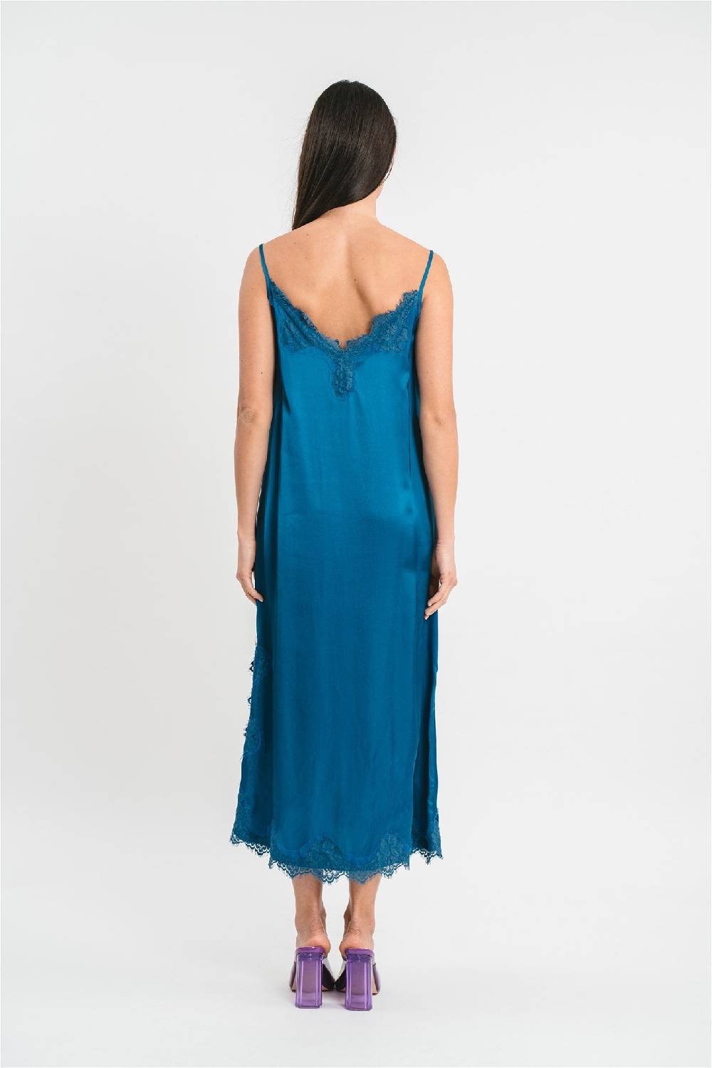 Pink Memories Slip dress con spacco laterale e pizzo Online