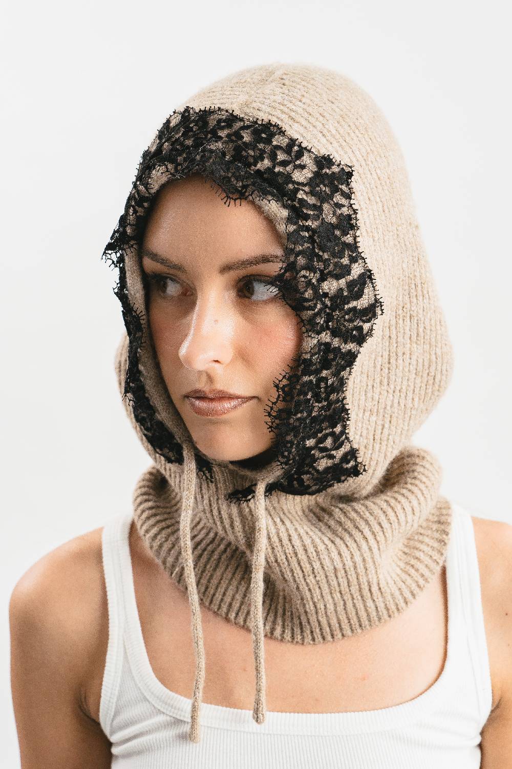 Pink Memories Balaclava con pizzo 2025