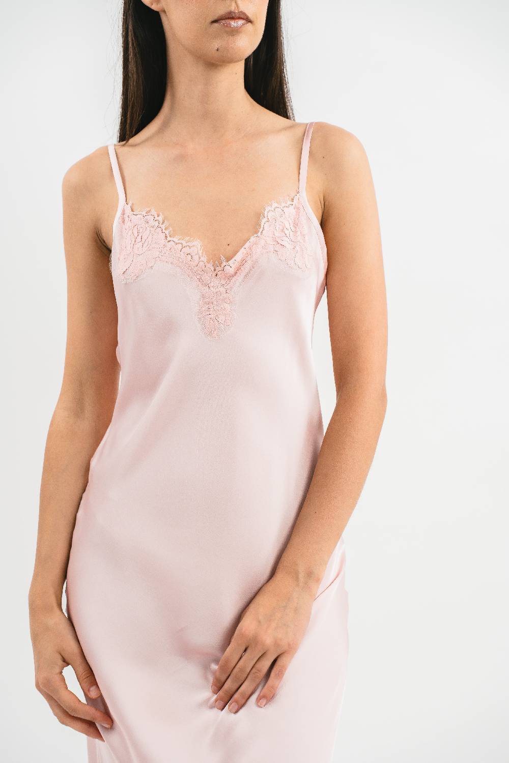 Pink Memories Slip dress lungo con dettagli in pizzo Prezzo Ridotto