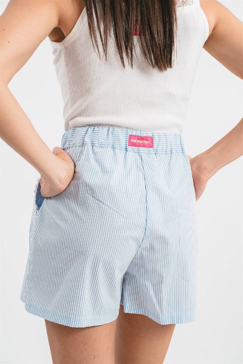 Pink Memories Bermuda a righe con dettagli in pizzo Vendita Calda