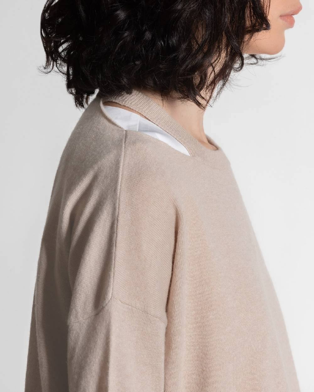 Rialto 48 MAGLIA CUT OUT Negozio