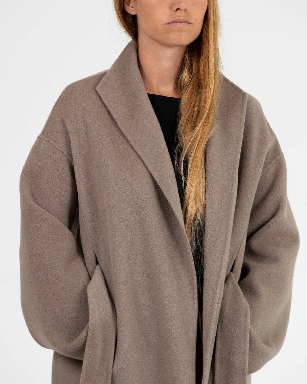 Rialto 48 CAPPOTTO CON CINTURA 2025