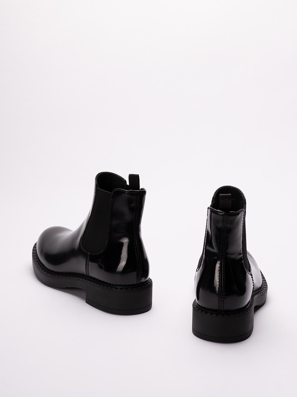 Prada Brushed Leather Chelsea Boots In Vendita
