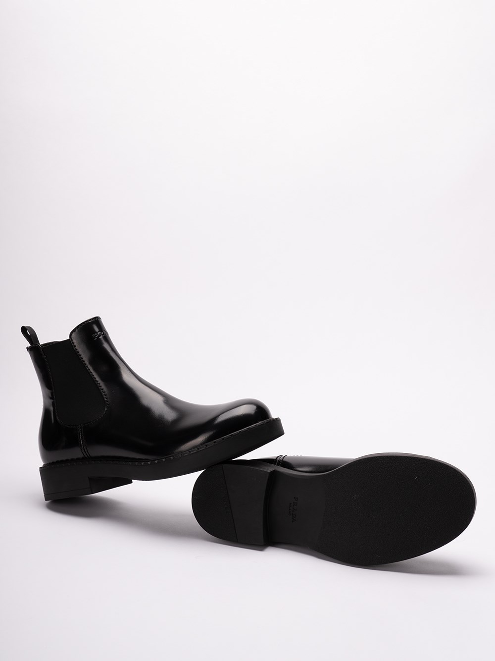 Prada Brushed Leather Chelsea Boots In Vendita