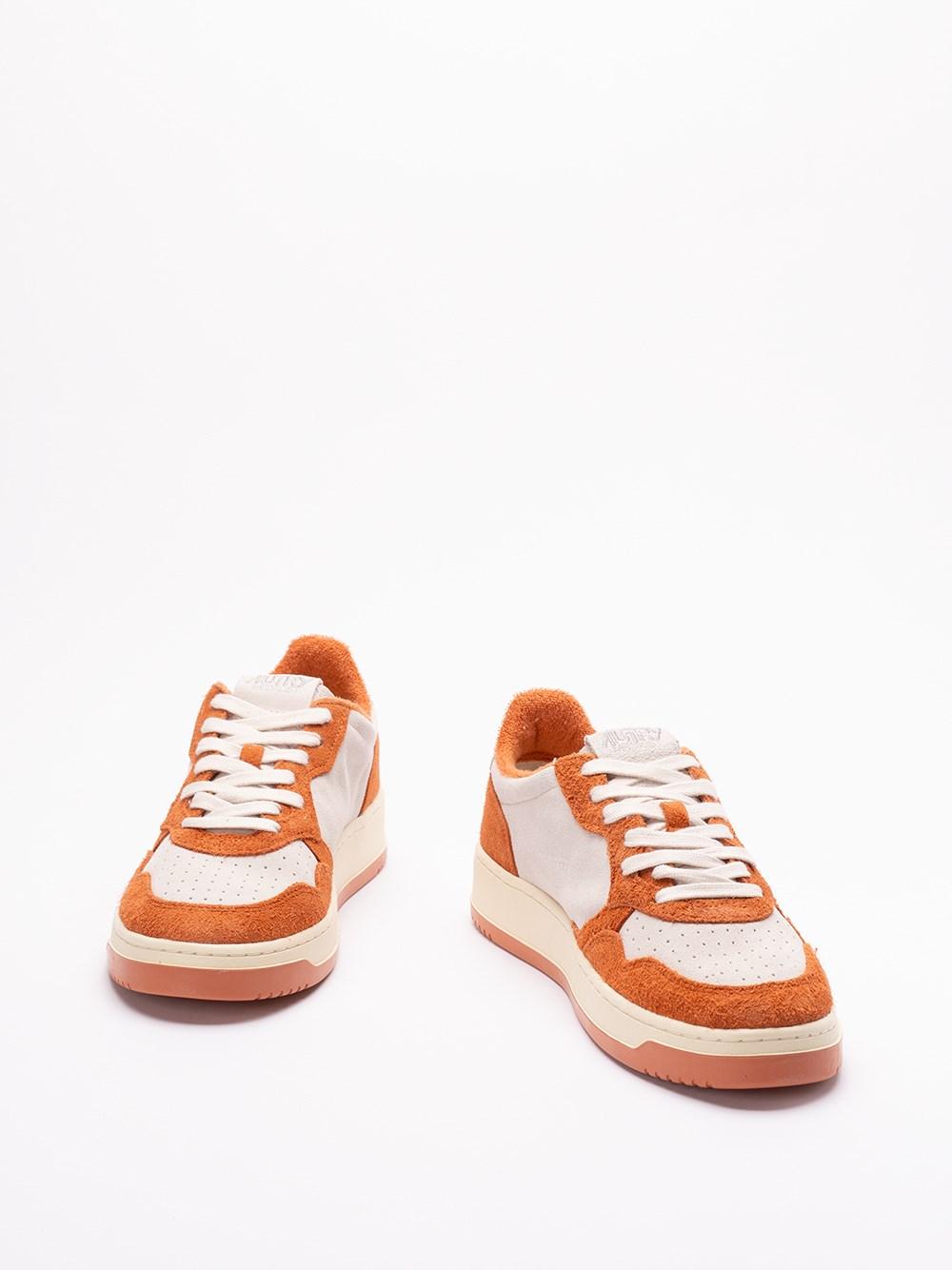 Autry `Medalist` Low-Top Sneakers In Saldo