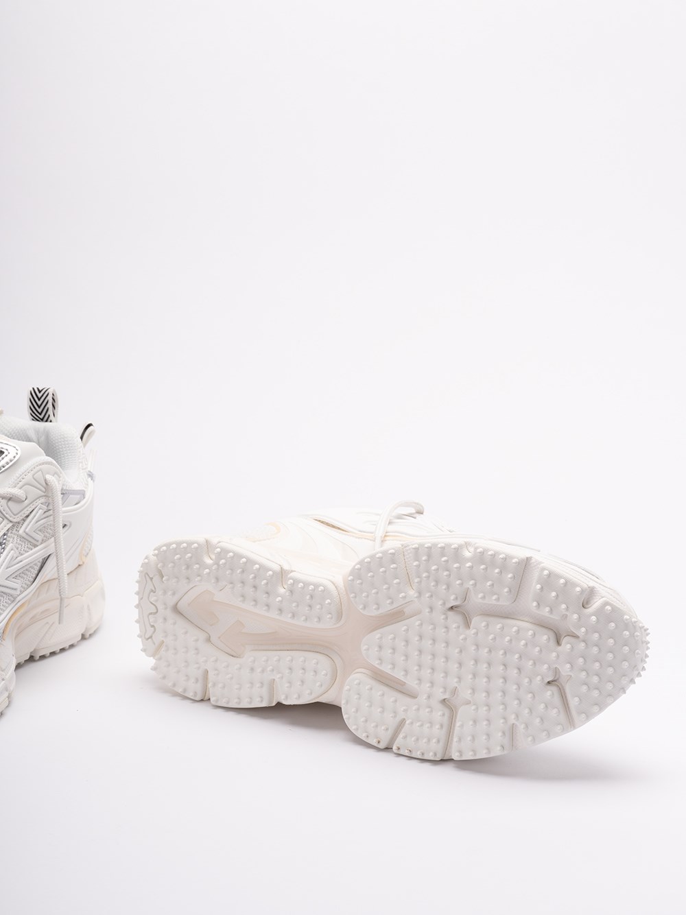 Off white `Ow Be Right Back` Sneakers Presa