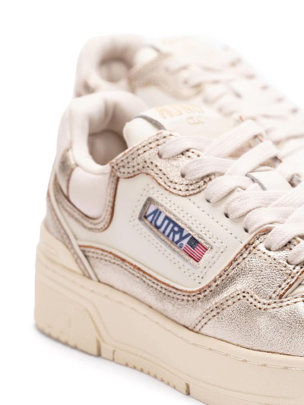 AUTRY Clc low sneakers in platinum leather and suede Presa
