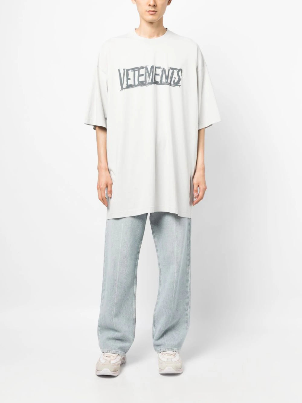 VETEMENTS Worldtour logo t-shirt Outlet
