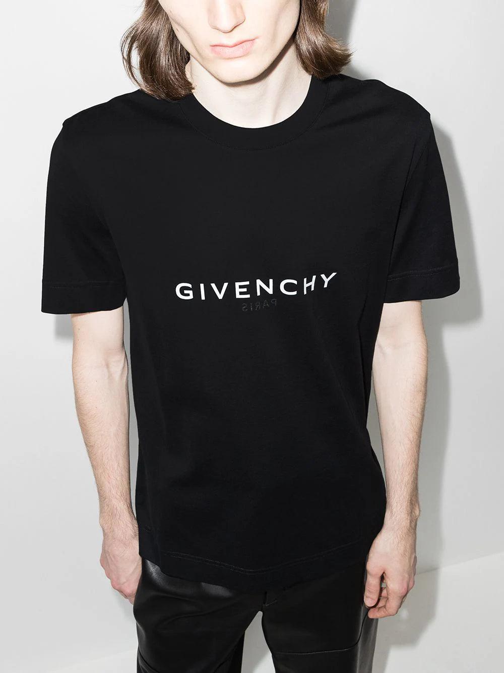 Givenchy Givenchy reverse slim fit t-shirt in cotton Rilascio limitato