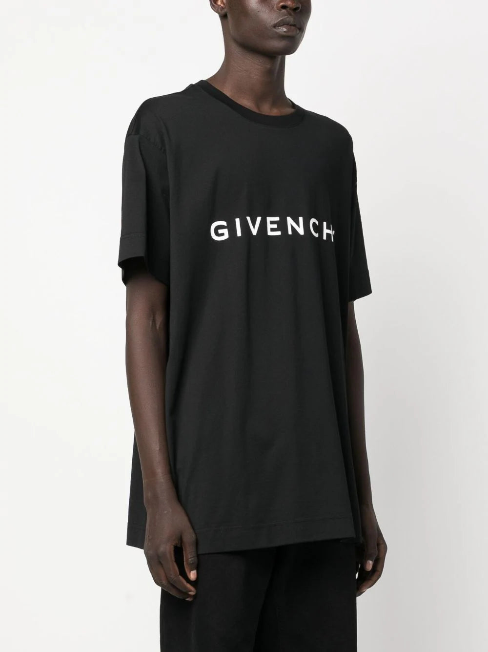 Givenchy Givenchy archetype oversized t-shirt ACQUISTA ORA