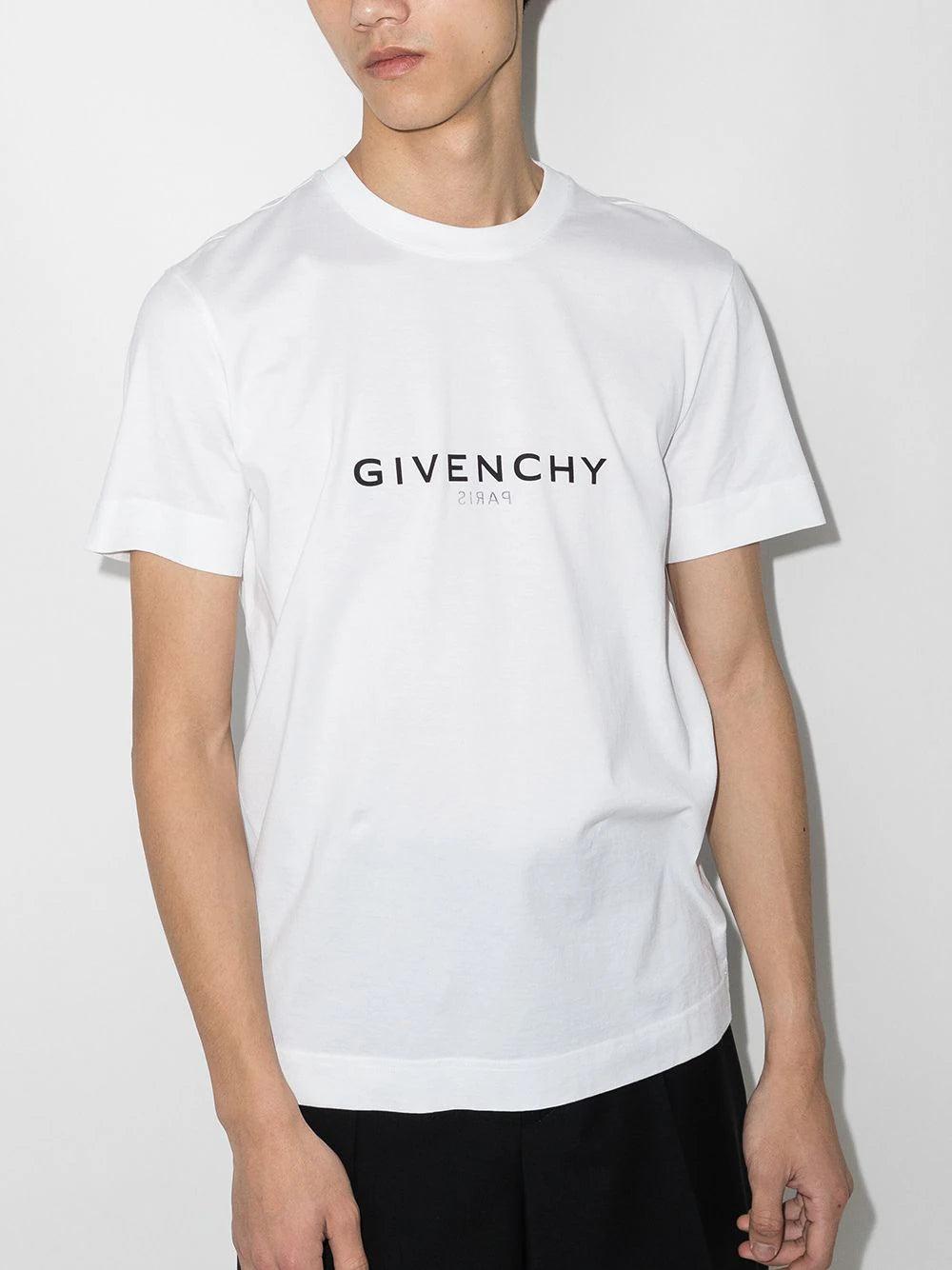 Givenchy Givenchy reverse slim fit t-shirt in cotton Latest stili