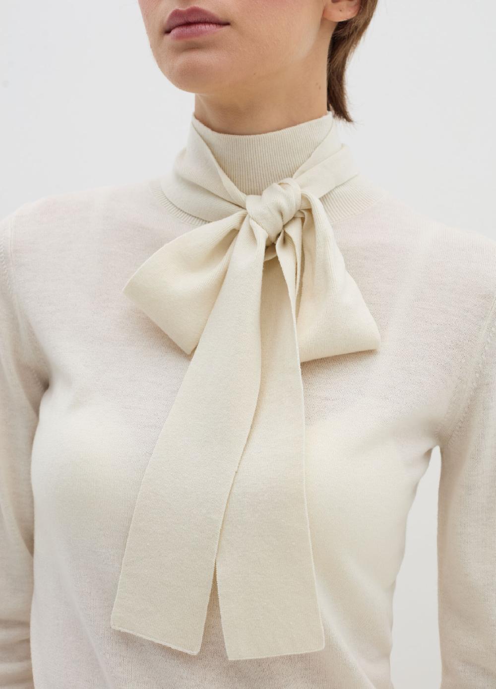 ﻿Stefanel Maglia a collo alto con foulard Vendita Economica
