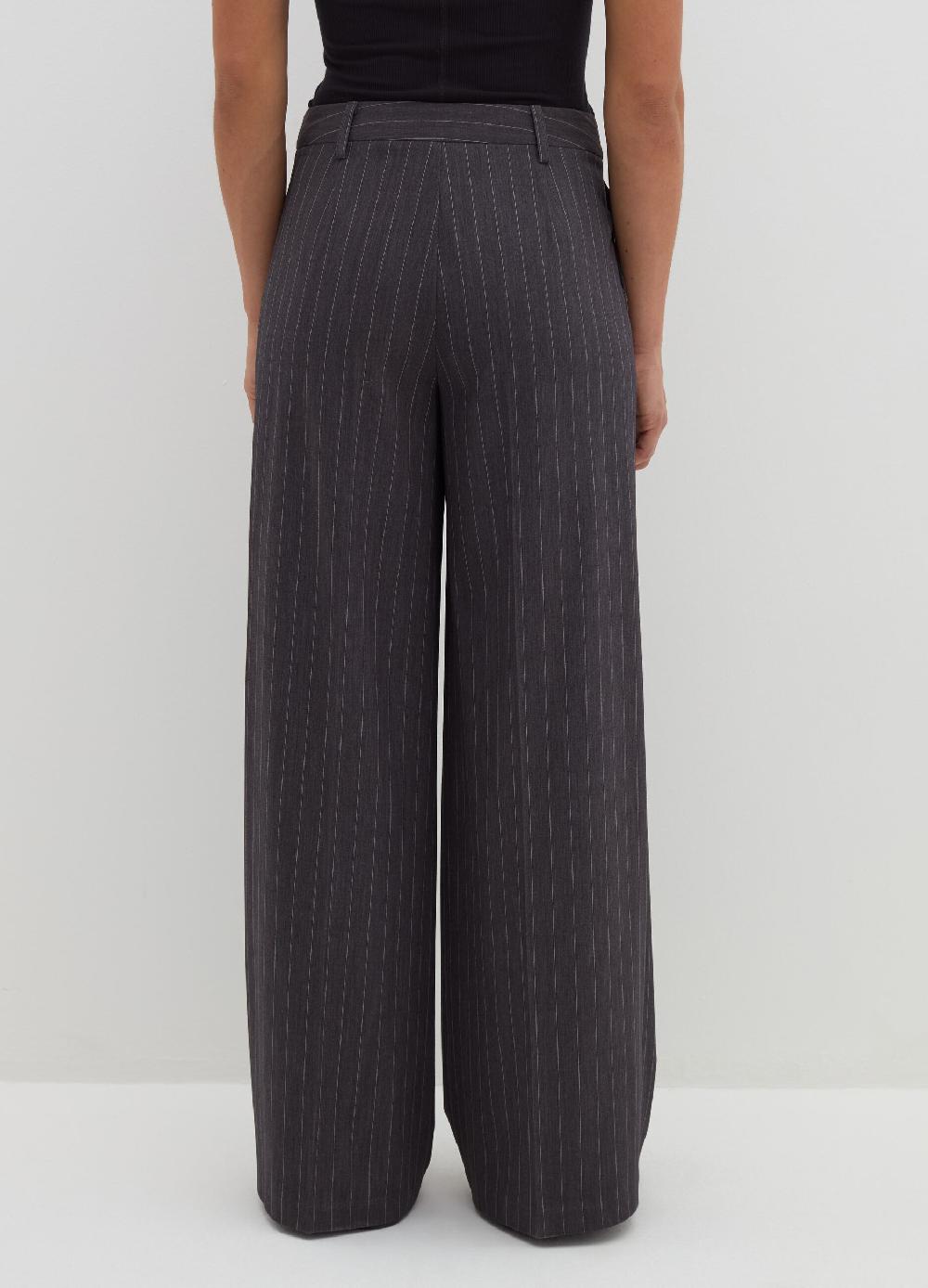 Stefanel Pantalone slouchy fit con pinces Italia
