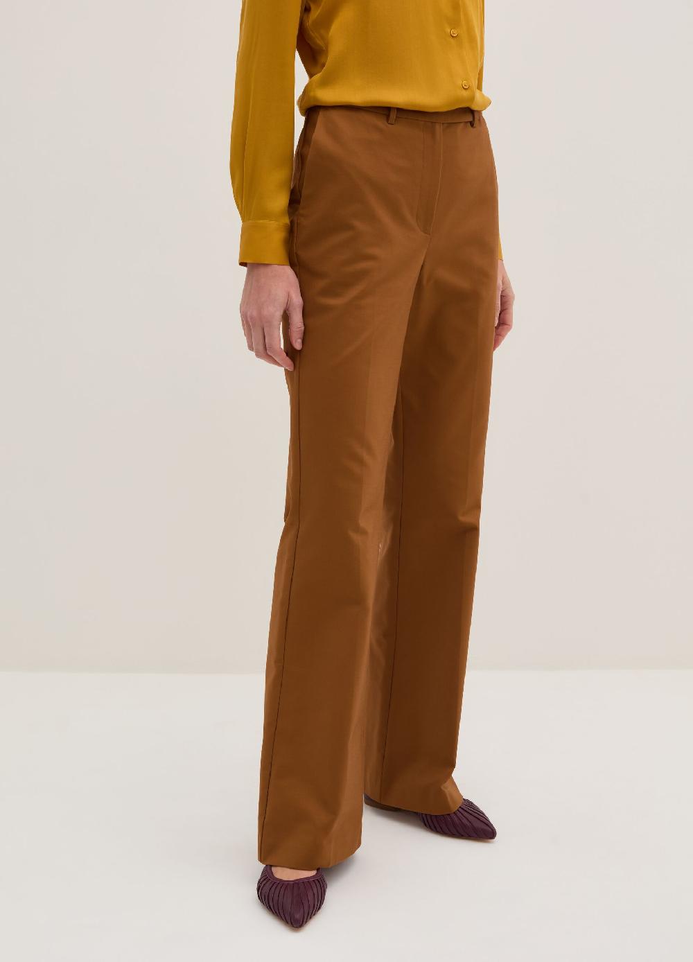 Stefanel Pantaloni bootcut slim fit Novità