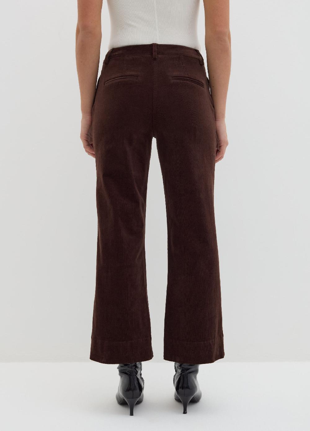 Stefanel Pantalone flare fit in corduroy In Vendita