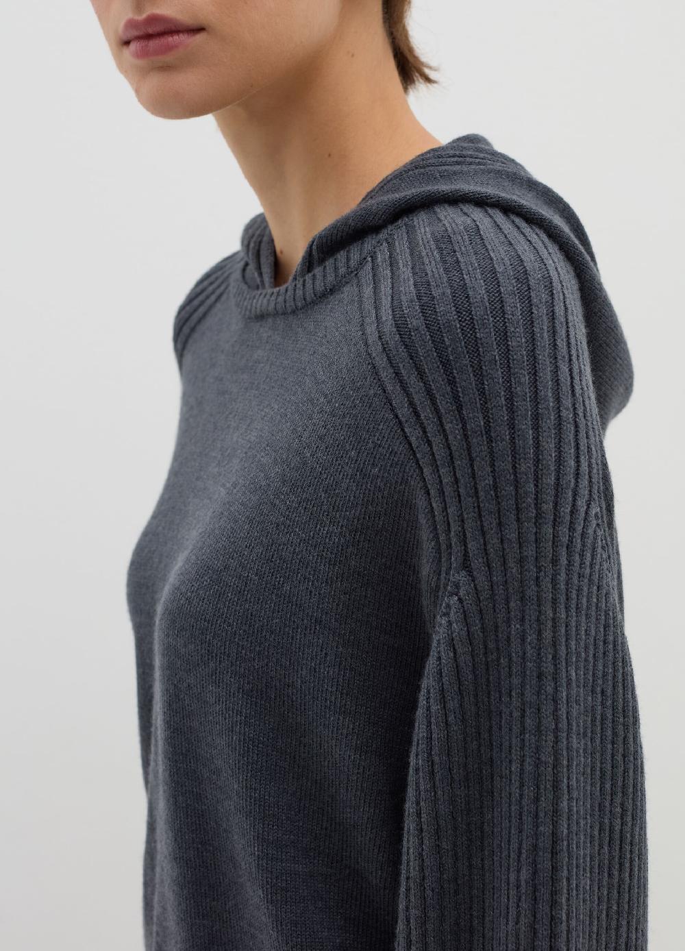 Stefanel Maglia con cappuccio a coste piatte Promozione