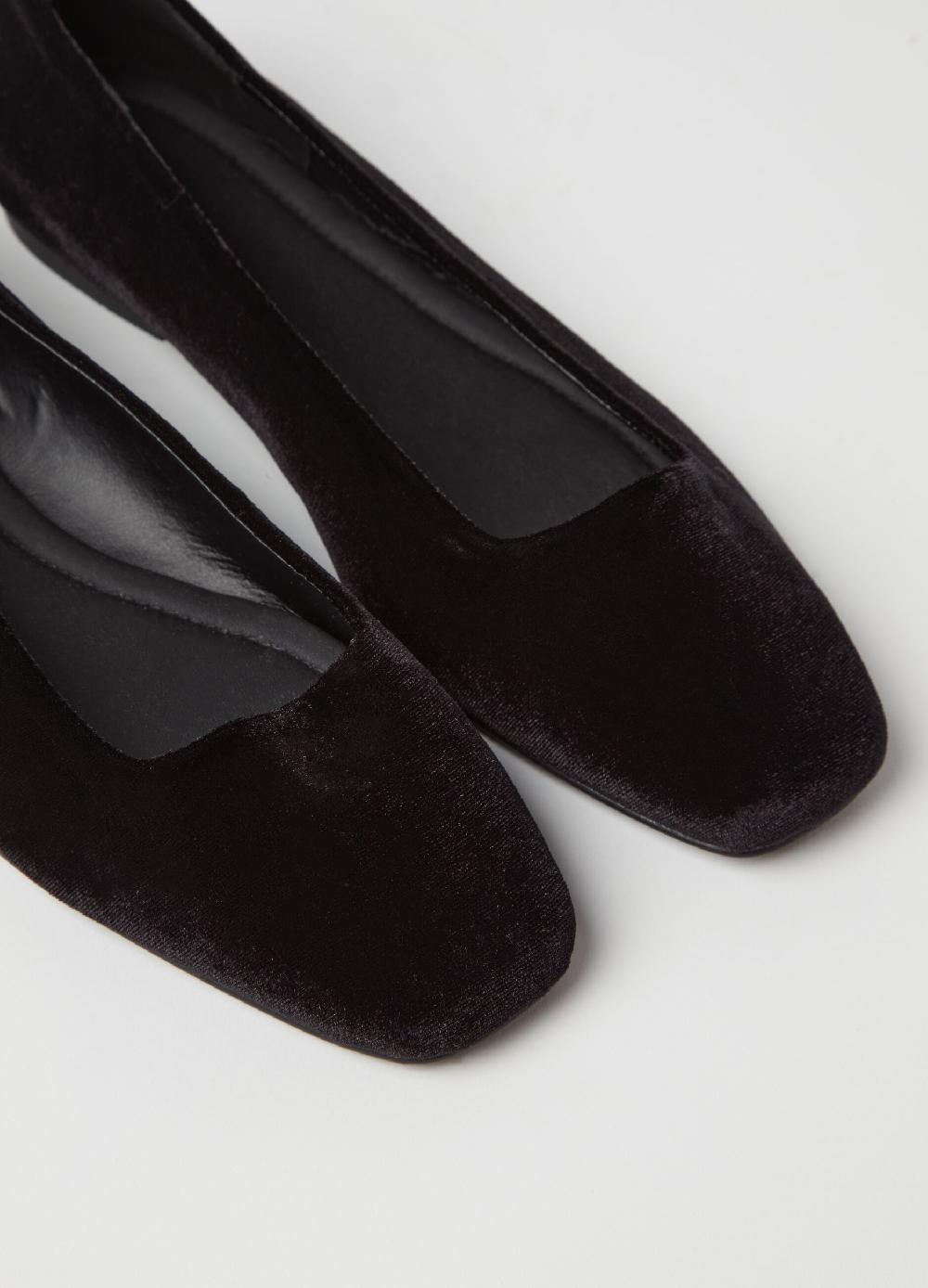 Stefanel Ballerina in velluto con cinturino in strass Qualità