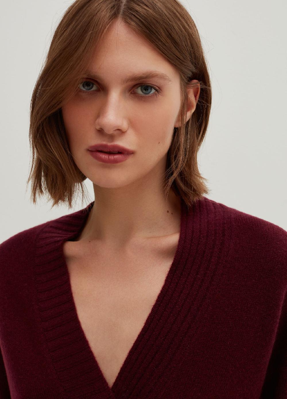 Stefanel Pullover in cashmere con scollo a V Online Outlet
