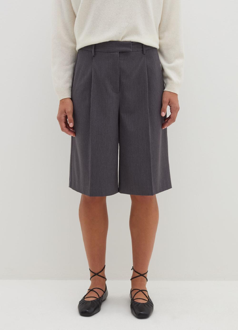 Stefanel Bermuda con pinces Offerta