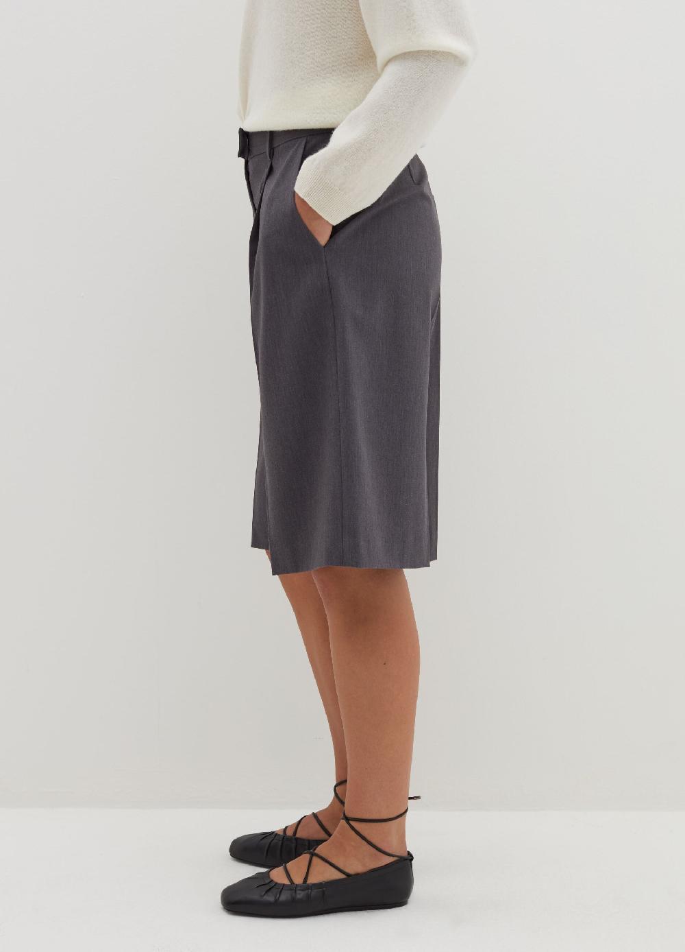 Stefanel Bermuda con pinces Offerta