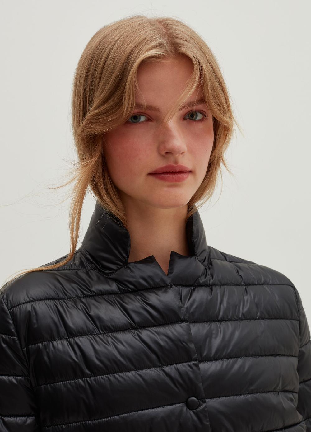 Stefanel Piumino corto ultralight con bottoni Moda