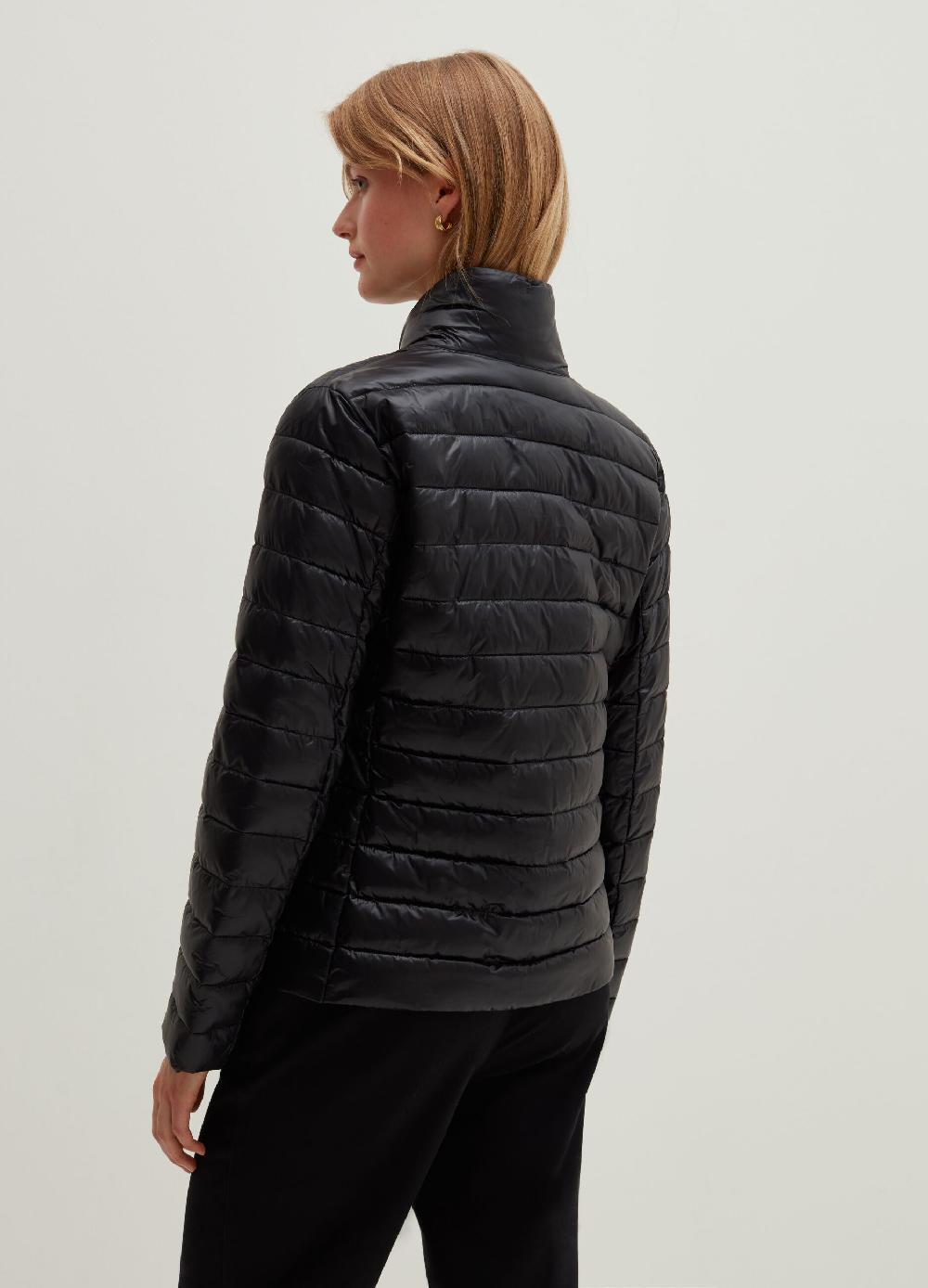 Stefanel Piumino corto ultralight con bottoni Moda