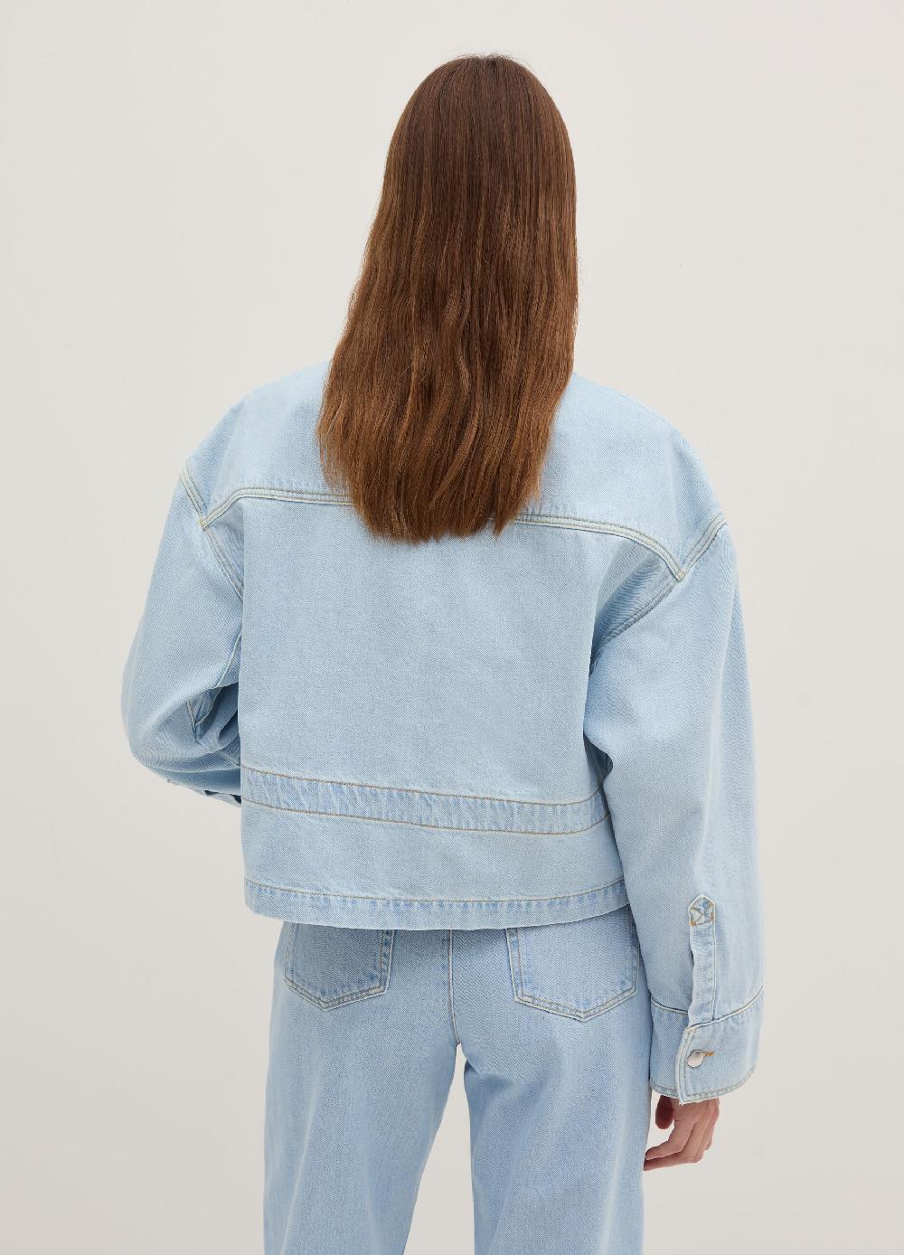 Stefanel Giubbino corto over in denim a collo alto Offerta San Valentino