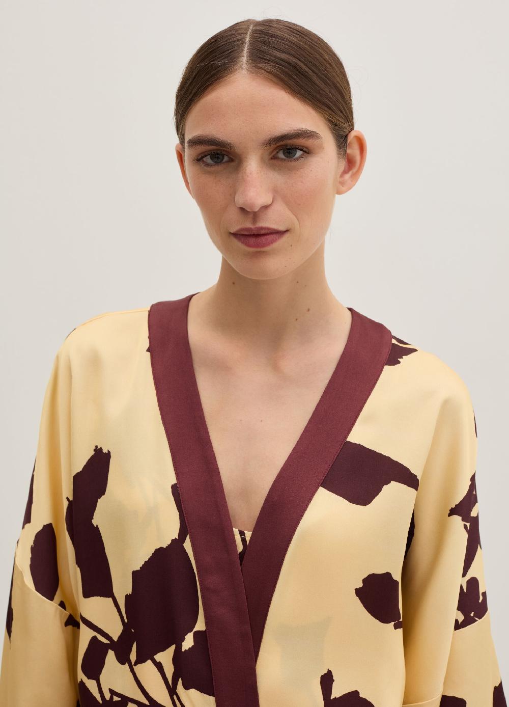 Stefanel Kimono aperto in viscosa con fantasia 50% di sconto per tempo limitato