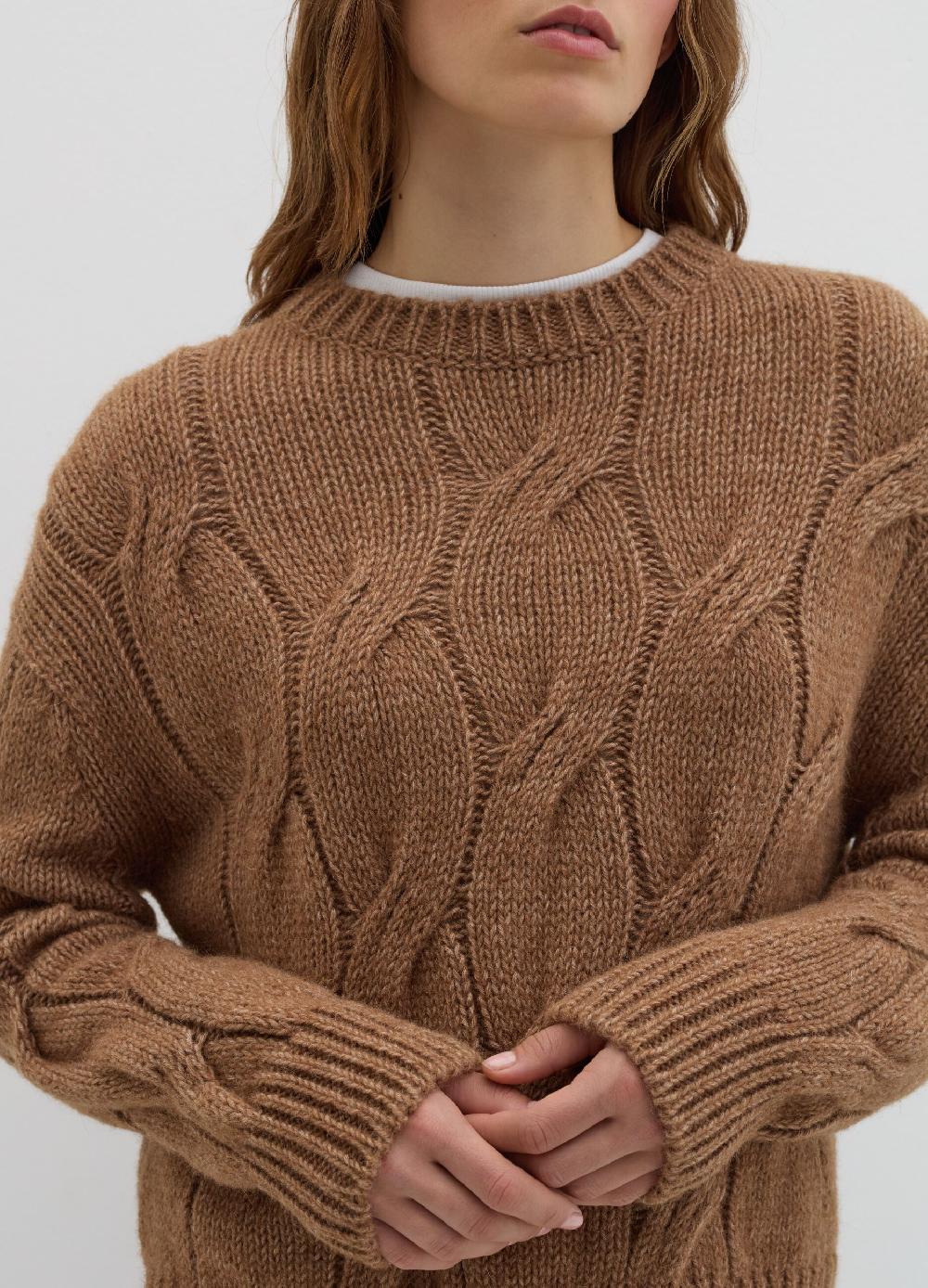 Stefanel Pullover oversize con lavorazione a treccia Spedizione Gratuita