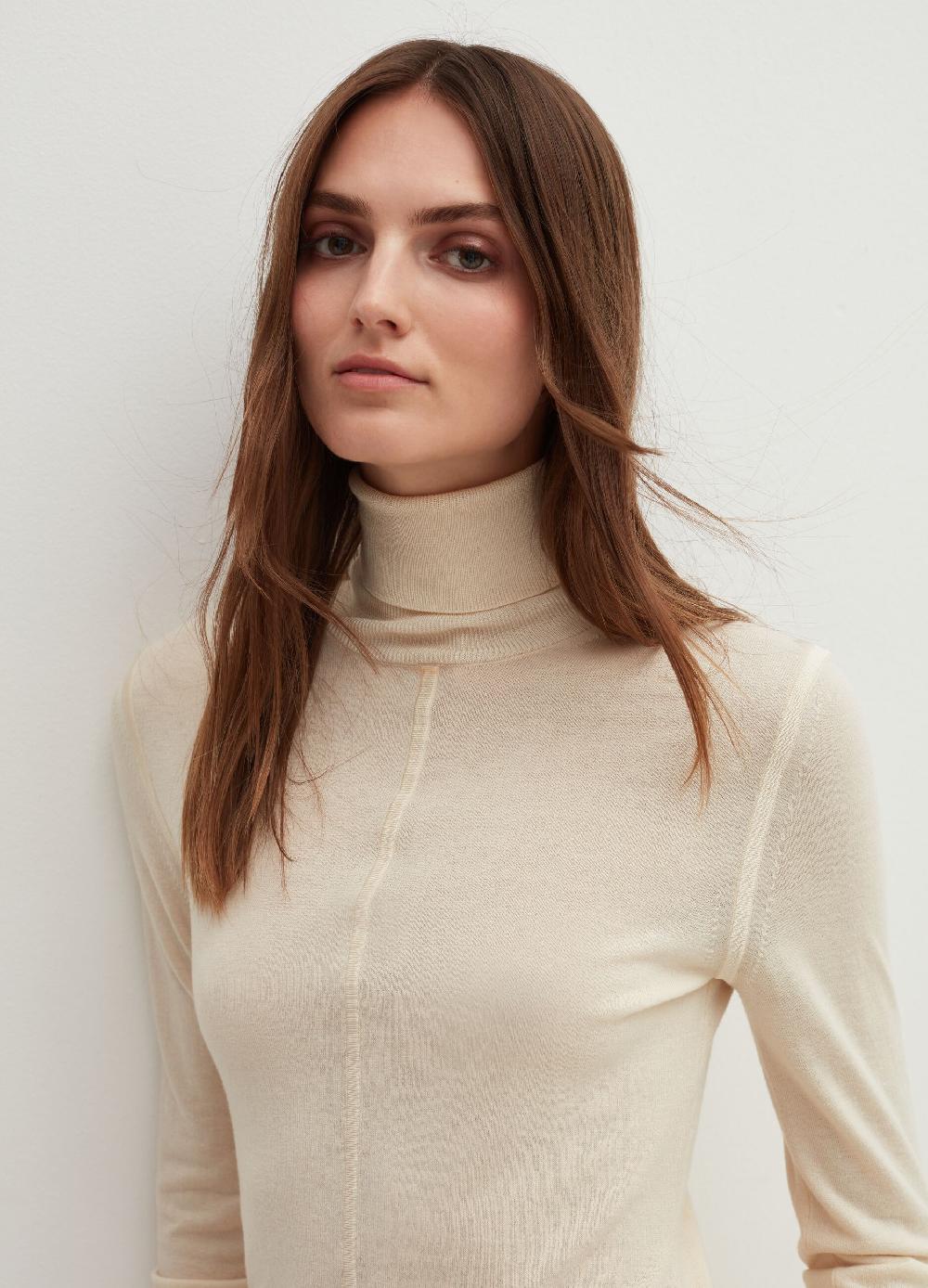 Stefanel Pullover in lana e seta a collo alto Sconto