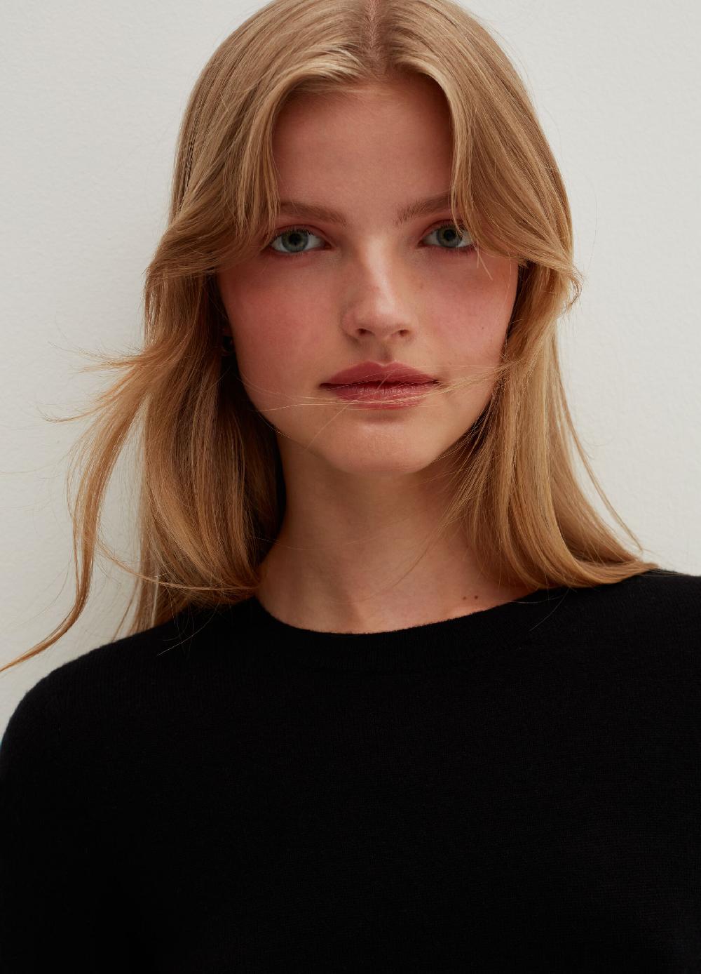 Stefanel Pullover girocollo in lana Offerte