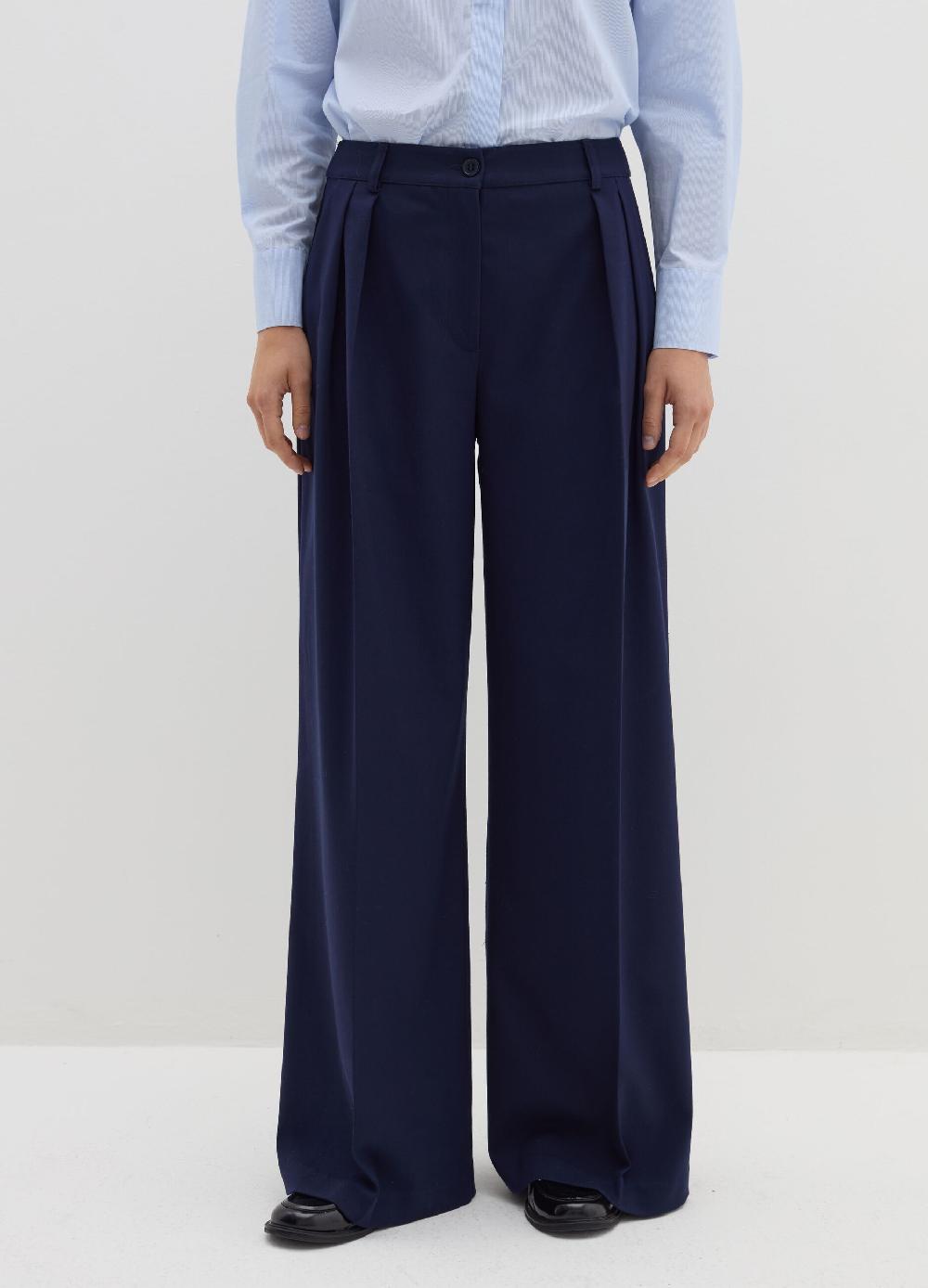 Stefanel Pantalone loose fit con pinces Promozione temporanea
