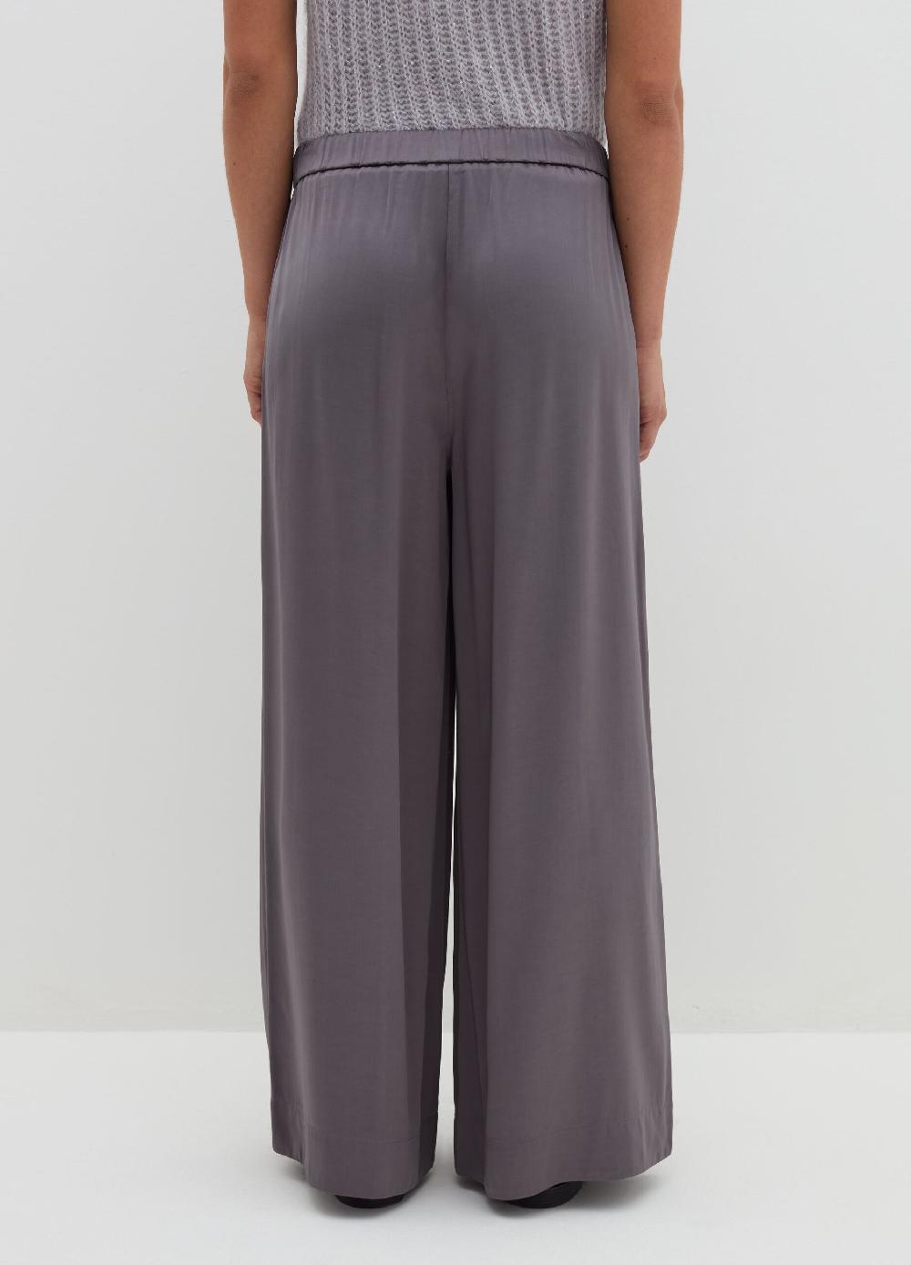 Stefanel Pantalone fluido pigiama in viscosa satin Offerta per la Festa della Mamma