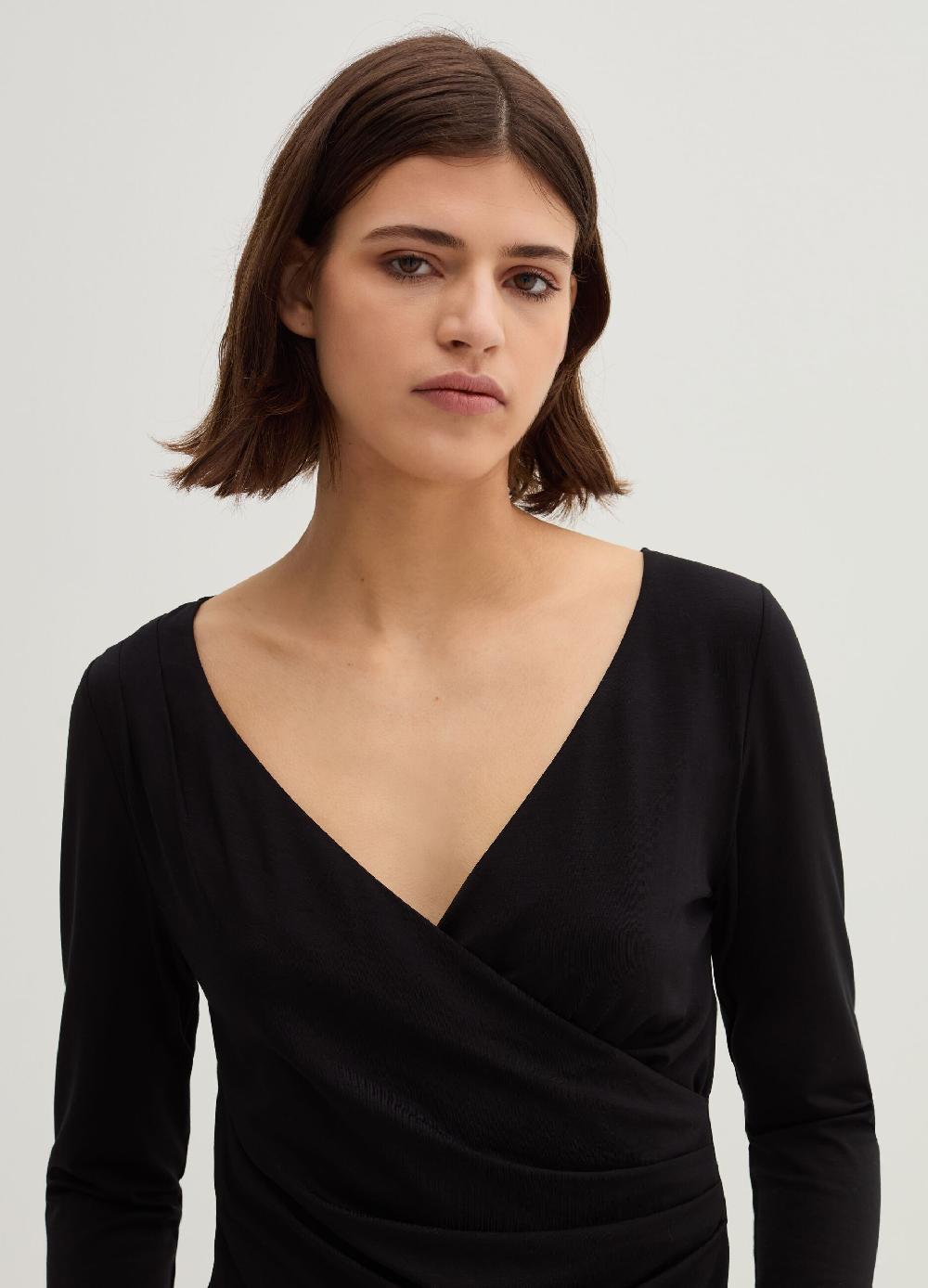 Stefanel T-shirt scollo a V con incrocio Offerte stagionali