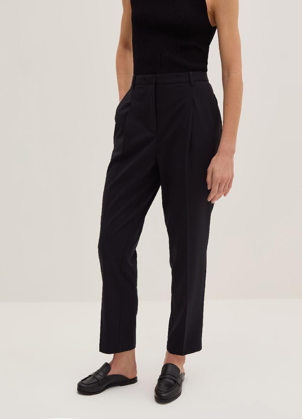 Stefanel Pantalone a sigaretta in gabardina con pinces Fino al 55% di sconto