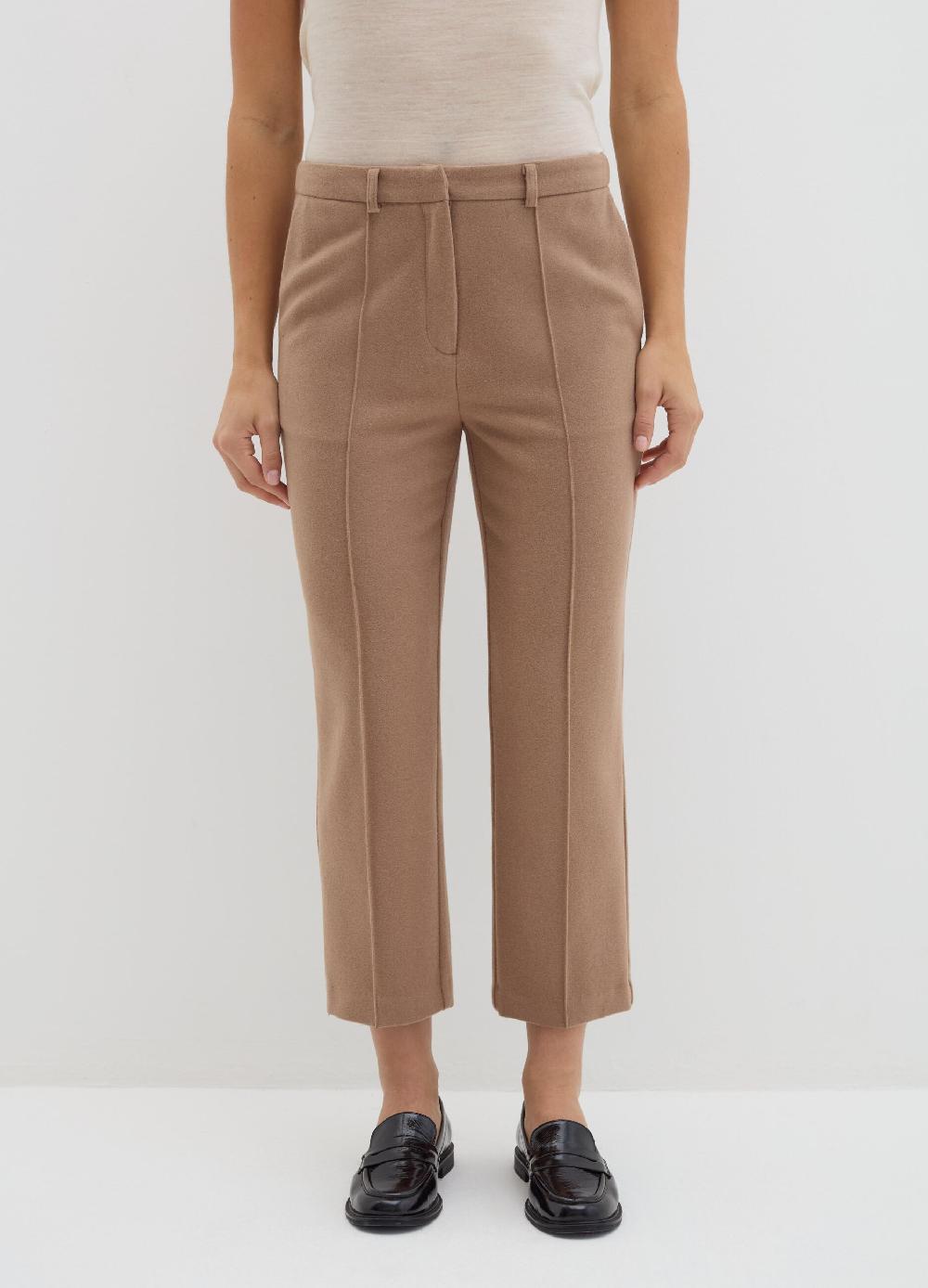 Stefanel Pantalone crop straight fit in pannetto Discount Store per i nuovi prodotti