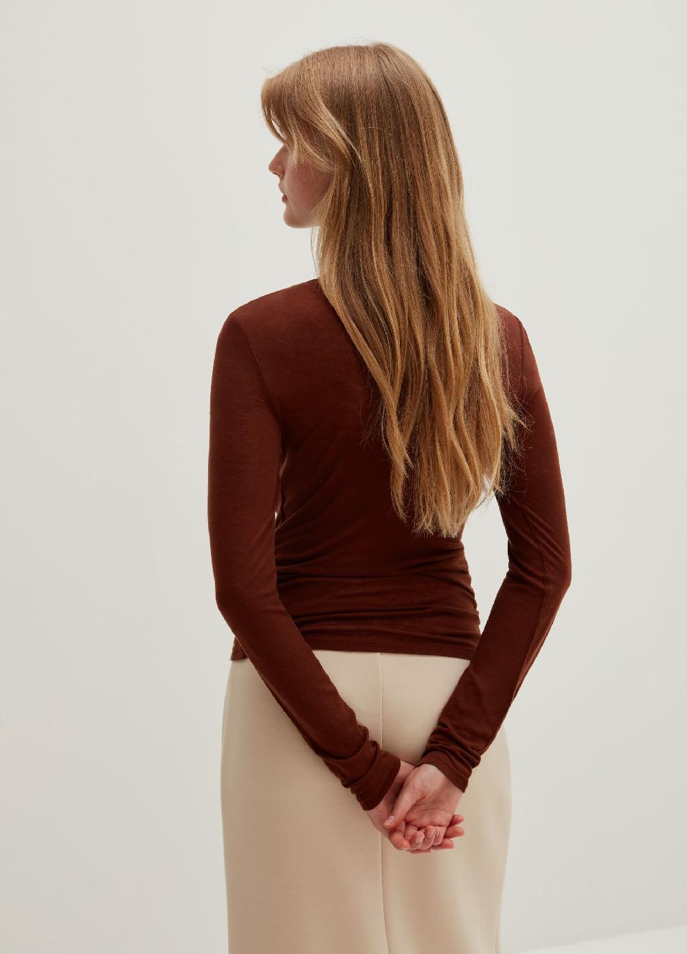 Stefanel T-shirt a collo alto in Lyocell e lana Sconti questo mese