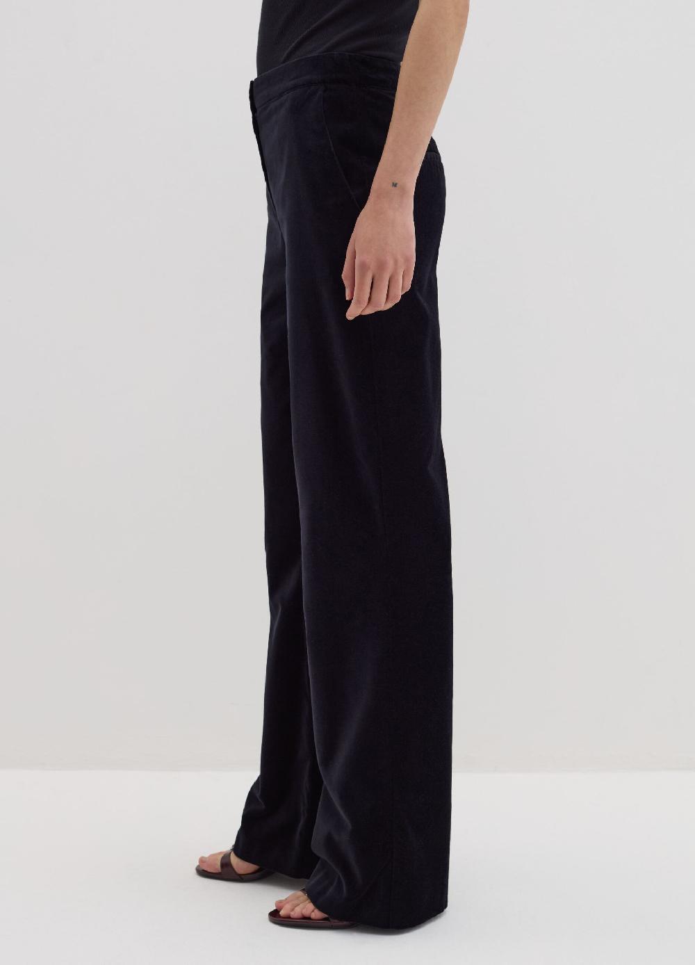 Stefanel Pantalone flare fit in velluto Consegna Veloce