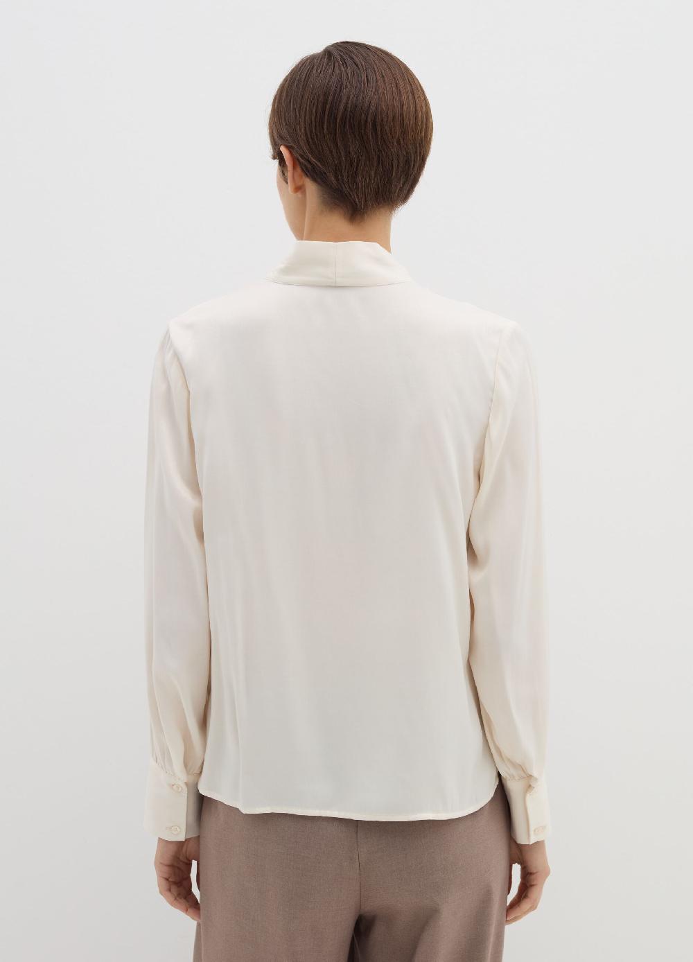 Stefanel Camicia con foulard e fiocco In Vendita
