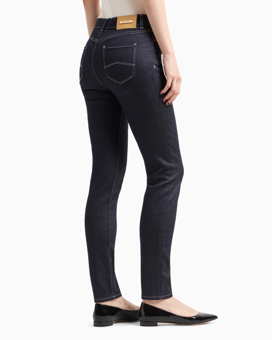 The world of armani PANTALONI 5 TASCHE SLIM FIT IN DENIM DI COTONE STRETCH In Linea