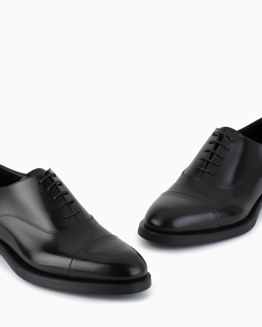 The world of armani OXFORD IN PELLE SFUMATA In Vendita